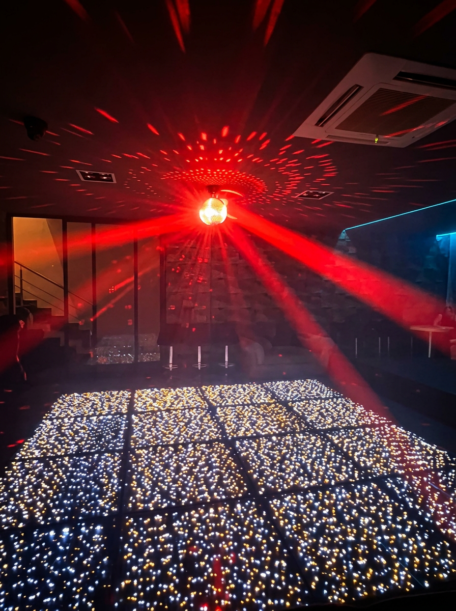 Ayres Eventos - Som, DJs e Iluminação